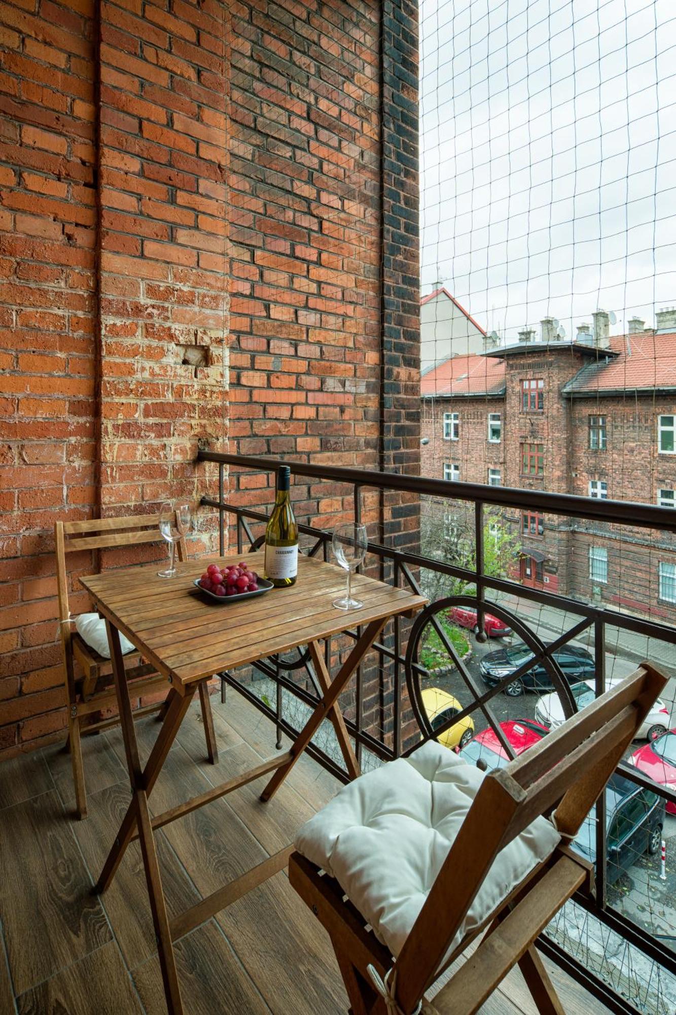 Discover Krakow Apartments - Lubicz St - Loft - Next To Main Station, Ac Экстерьер фото