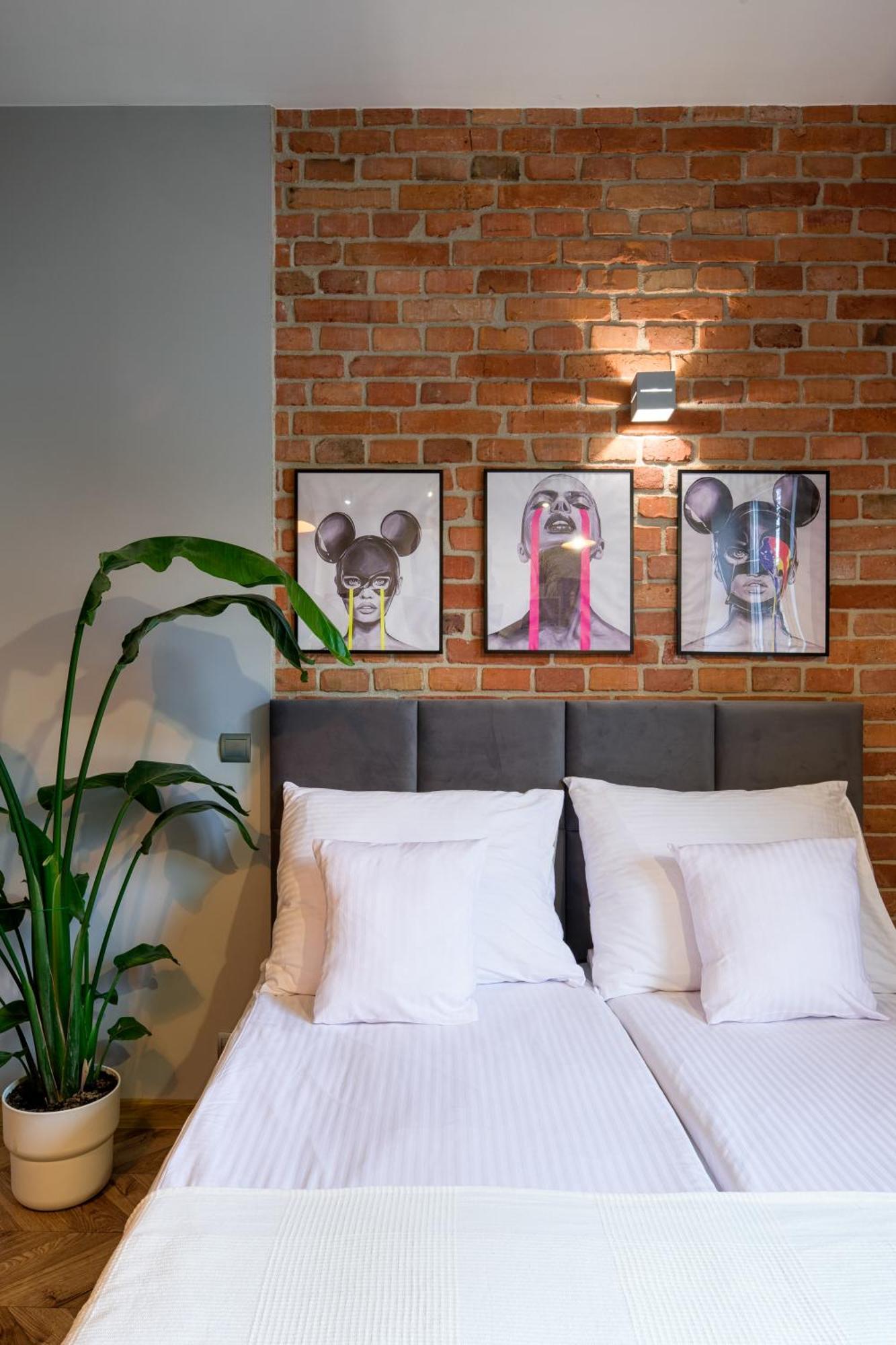 Discover Krakow Apartments - Lubicz St - Loft - Next To Main Station, Ac Экстерьер фото