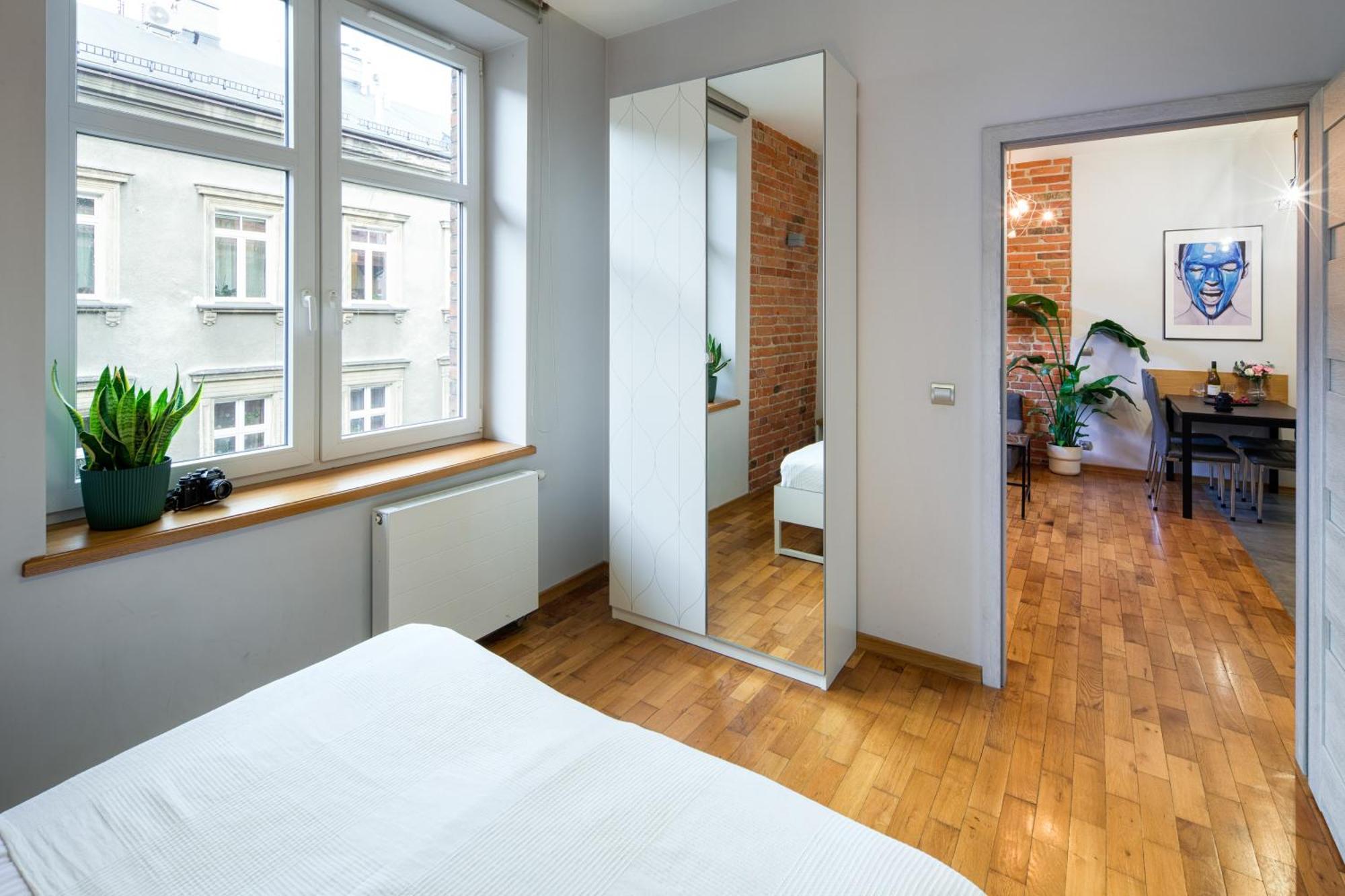 Discover Krakow Apartments - Lubicz St - Loft - Next To Main Station, Ac Экстерьер фото